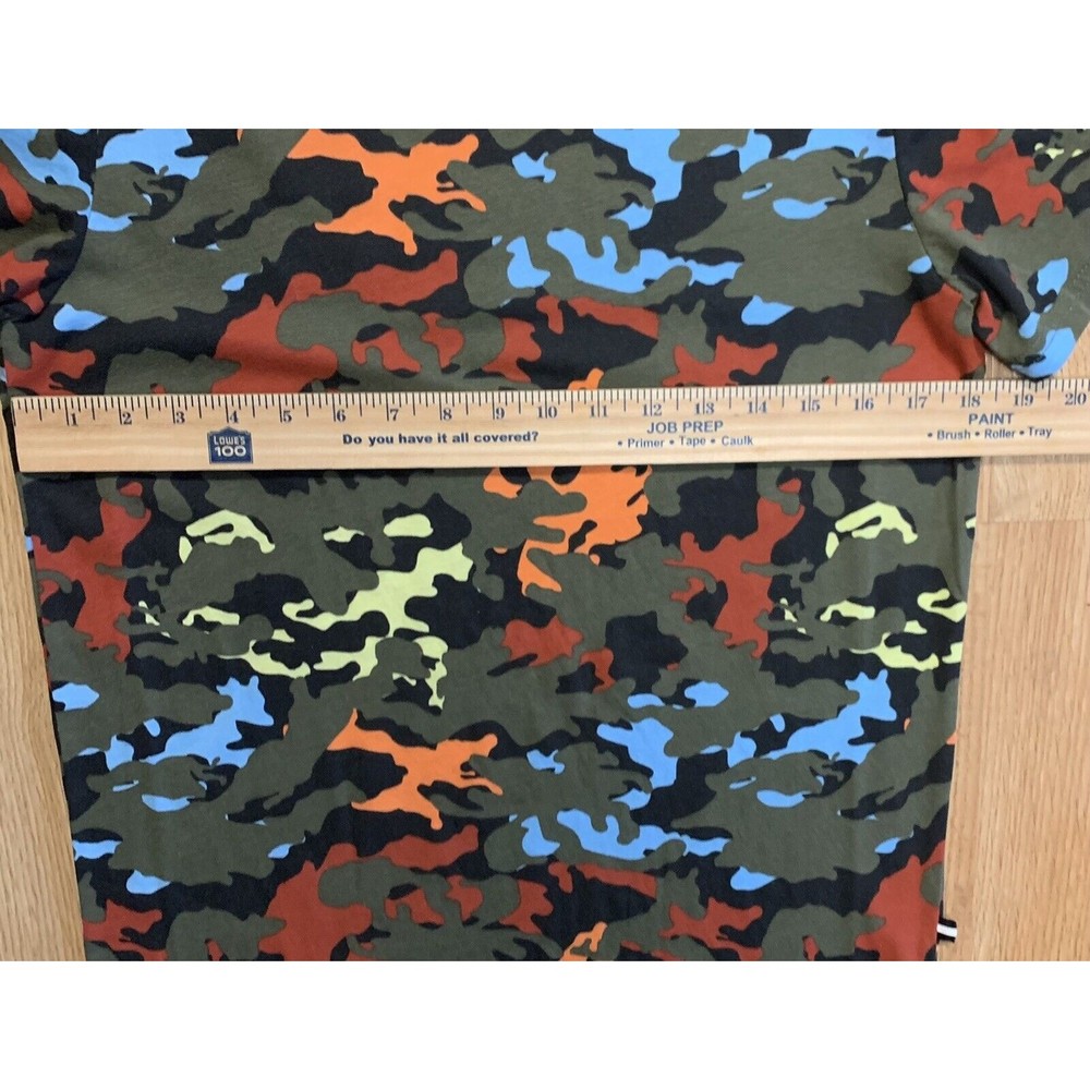 Edgar + Ash Men's Tshirt Multicolor Camouflage Neck Short Sleeve Size Small NWT - Picture 5 of 7